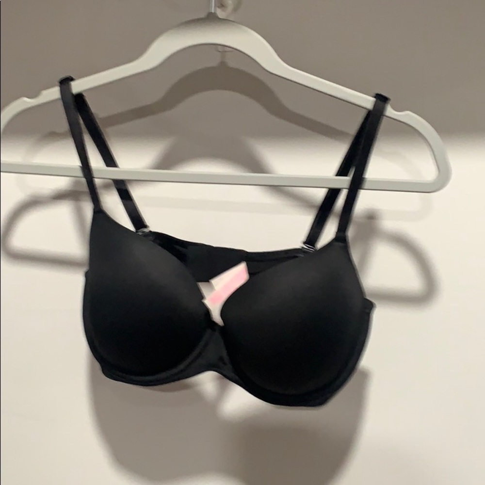 VS Pink bra